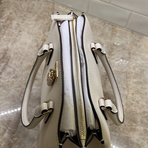 NWT Michael Kors Ruby light cream satchel - Picture 10 of 14